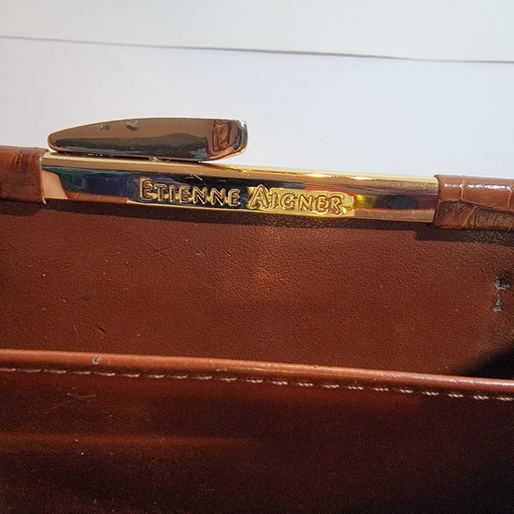 Etienne Aigner Vintage Leather Wallet - Picture 14 of 16